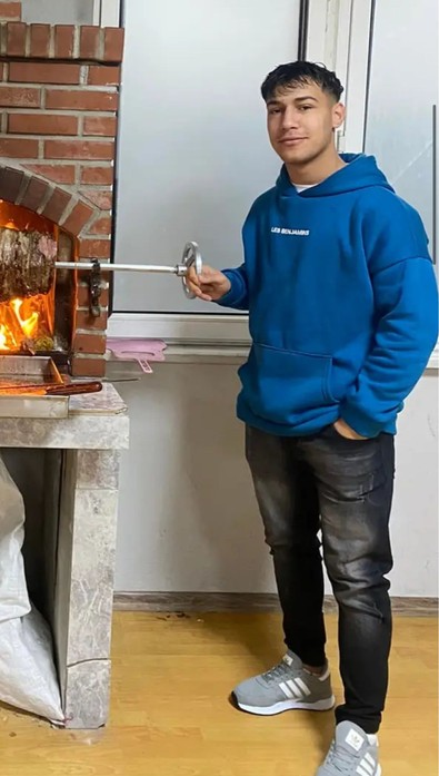 Akrabalar arasında tüfekli sopalı sokak kavgası! - Resim : 1