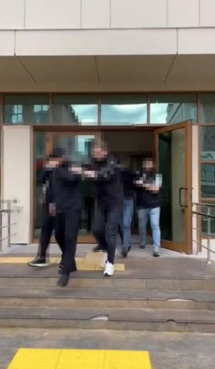 Kıyafet deneme bahanesiyle hırsızlık! 1 milyon lira zarara uğrattılar! Kerpetenli hırsızlara suçüstü - Resim: 6