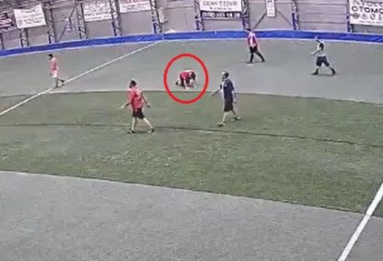 Maç sırasında yere yığıldı, bir daha kalkamadı! Kayseri'deki korku dolu anlar anbean kaydedildi - Resim: 2