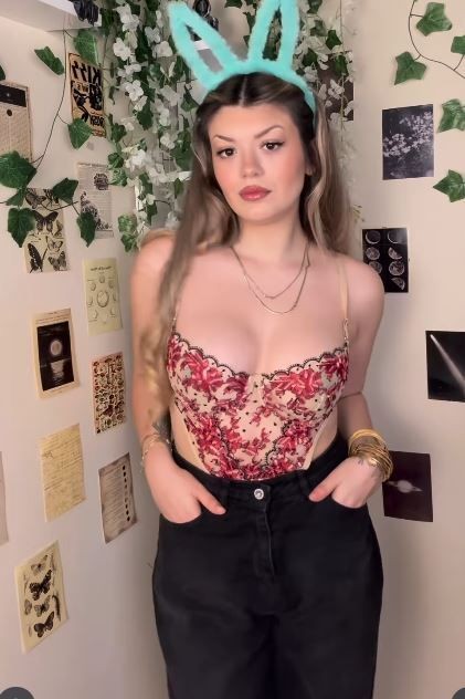 "Yılaaaan" kelimesiyle ünlenmişti! Instagram fenomeni Simge Barankoğlu'nun aylık abonelik kazancı dudakları uçuklattı - Resim: 17