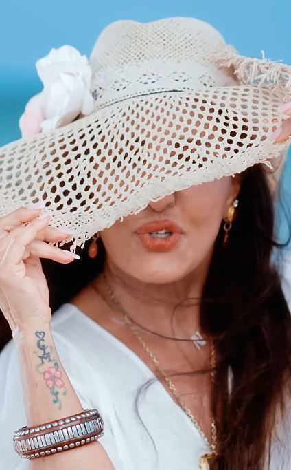 Acilen hastaneye kaldırılmıştı! Ünlü şarkıcı Nükhet Duru hakkında bomba gelişme - Resim: 3