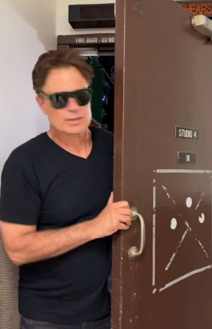 Efsane oyuncudan acı haber! 57 yaşında kalp krizinden öldü - Resim: 3