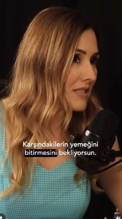 Nur Viral'in programına konuk olan Burcu Akdağ "Herkes sevişiyor" diyerek açık açık anlattı: O zaman erkekler boşalınca... - Resim: 7