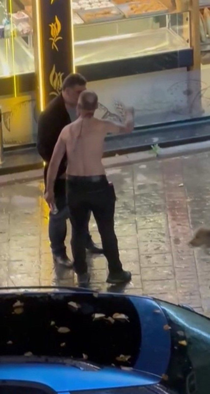 Jiletle kendini kesip çevreye saldırmıştı! Ölmeden önceki son görüntüleri ortaya çıktı - Resim: 9