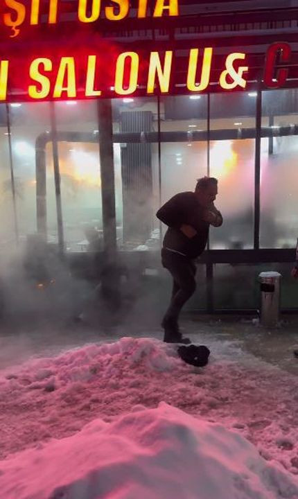 Fenomen tostçunun sıcak su deneyi felaketle bitti! Havaya attı, acı içinde kıvrandı - Resim: 5