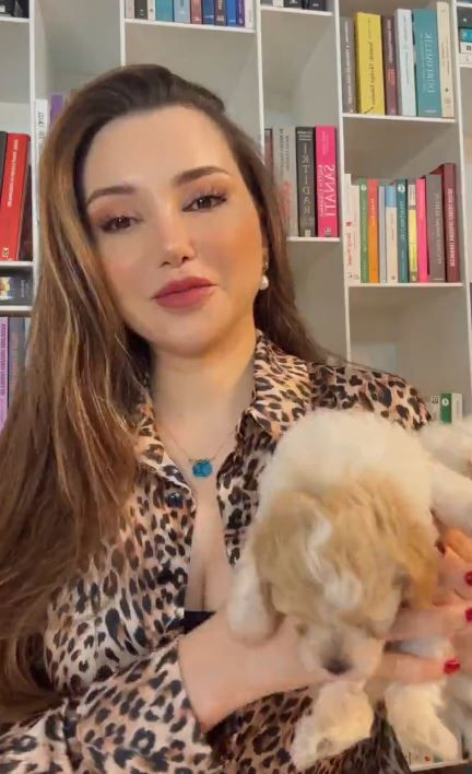 Esra Ezmeci'ye gelen itiraf resmen kulakları çınlattı... Kadın, terfi almak için müdürüyle cinsel ilişkiye girmesi gerektiğini söyledi - Resim: 28