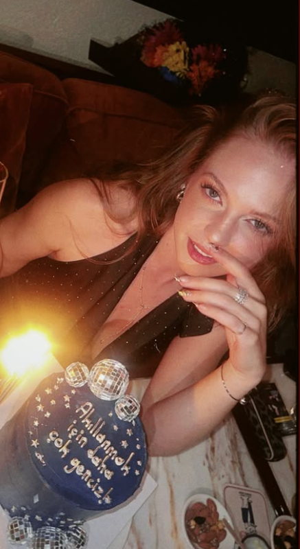 İpek Filiz Yazıcı 24 yaşına girdi! Doğum günündeki o detay dikkatlerden kaçmadı - Resim: 8