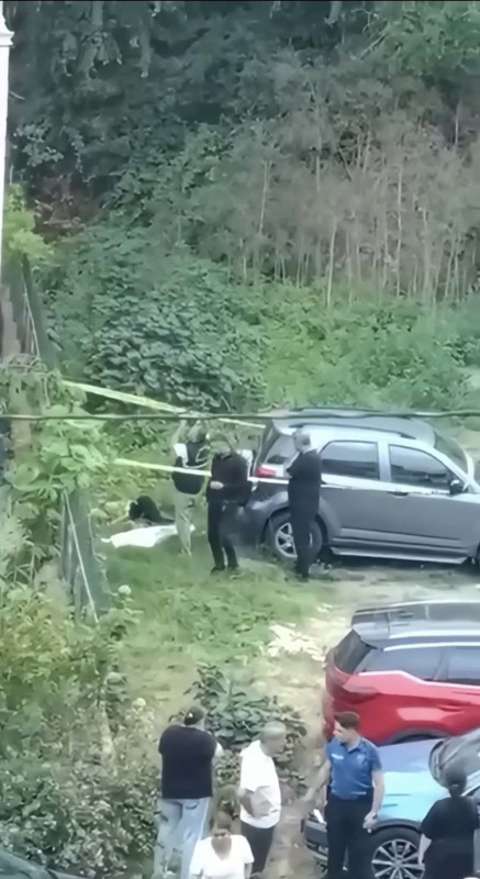 Sarıyer'de korkunç olay! Emekli öğretmen cam siliyordu: 10 metreden düşerek öldü - Resim: 2