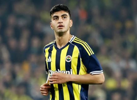Fenerbahçe'de taraftar takımda istemiyordu! Düğmeye basıldı - Resim: 2