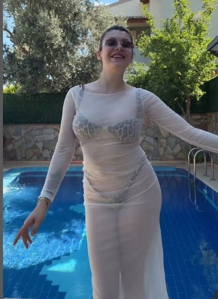 "Yılaaaan" kelimesiyle ünlenmişti! Instagram fenomeni Simge Barankoğlu'nun aylık abonelik kazancı dudakları uçuklattı - Resim: 4