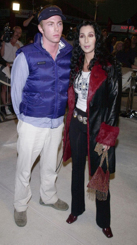 Ünlü şarkıcıyı kahreden haber! 48 yaşındaki oğlu aşırı doz uyuşturucudan hastaneye kaldırıldı - Resim: 3