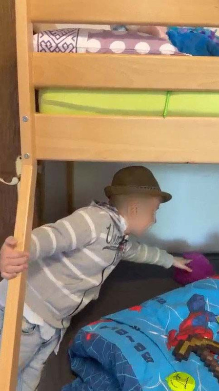 300 saatlik görüntü izlenerek bulunmuştu! Nazar 7 sonra Almanya'da! Oyuncaklarını tek tek inceledi - Resim: 9
