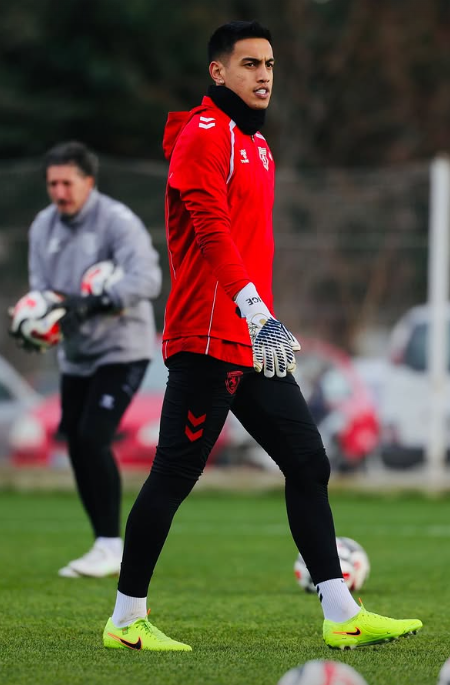 Gelecek yılın ilk bombası patladı! Fenerbahçe ilk transferini sessiz sedasız bitirdi! Taraftarlar çok sevinecek - Resim: 6