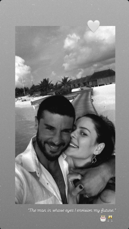 Yıldız Çağrı Atiksoy’dan Berk Oktay’a aşk dolu sözler! Bir fotoğrafla haykırdı - Resim: 5