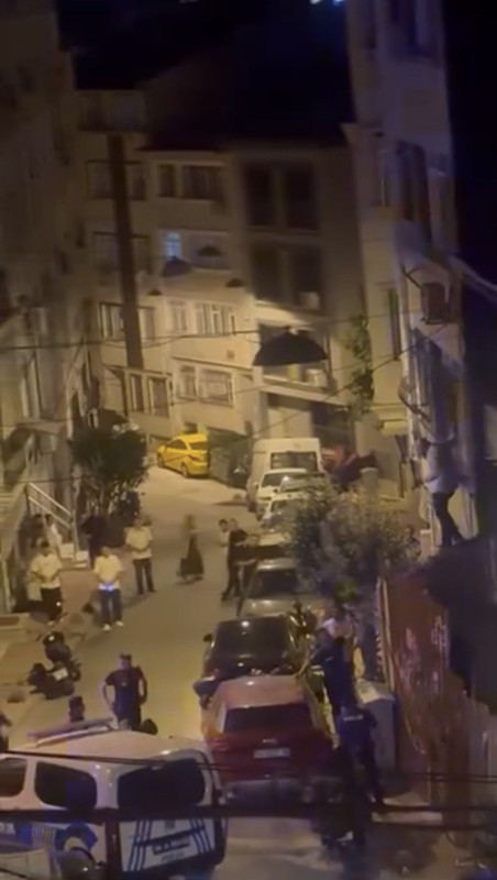 Beyoğlu'nu birbirine kattı! Eski sevgilisinin evine tırmandı: İndirin şunu - Resim: 6