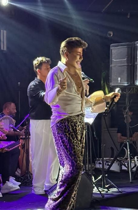 Yoğun bakımdaki ünlü sanatçı Fatih Ürek'ten haber var! Doktorlar fark edince acilen alarma geçildi - Resim: 6