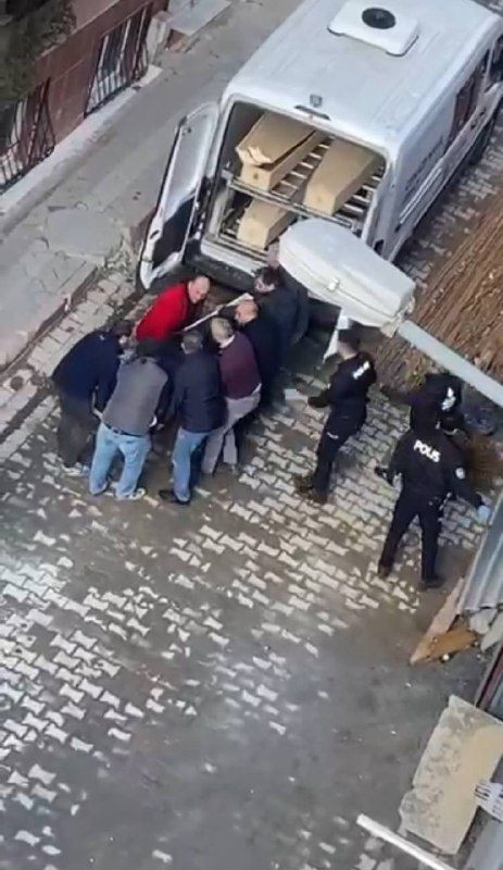 Sultangazi'de feci olay! İnşaattan düşen işçi öldü - Resim: 2