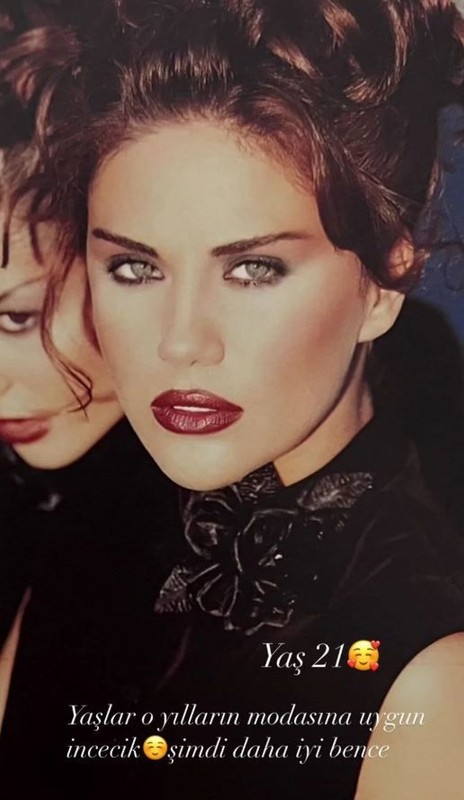 Eski manken Demet Şener'den nostaljik paylaşım! "Çok değişmedim bence" diyerek zamanda yolculuğa çıkardı - Resim: 7