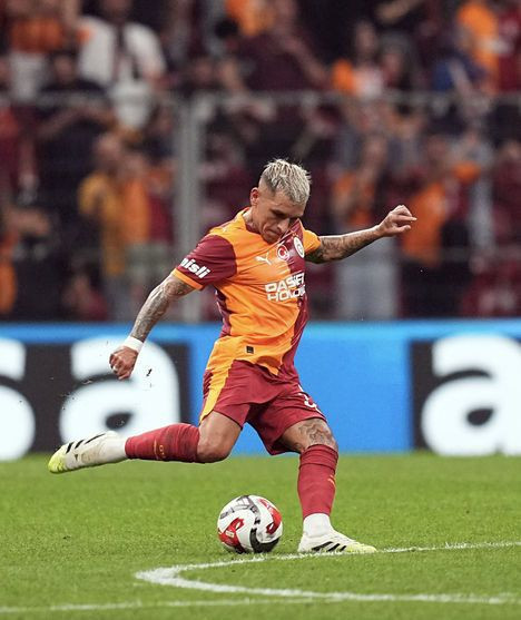 Galatasaraylı Lucas Torreira'dan olay özel hayat itirafı! "Ben bir Türk kadınına âşık oldum" - Resim: 1