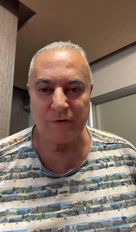 Kendisinden 42 yaş küçük sevgilisiyle evlendi! Ünlü şovmen Mehmet Ali Erbil'den şoke eden hareket geldi! Düğün sabahı TikTok'ta takı topladı - Resim: 4