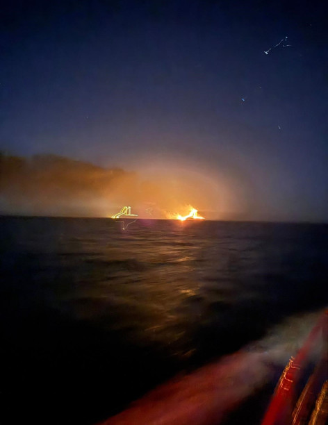 Karadeniz'de iki tankerde patlama! Bakan Uraloğlu'ndan açıklama - Resim : 4