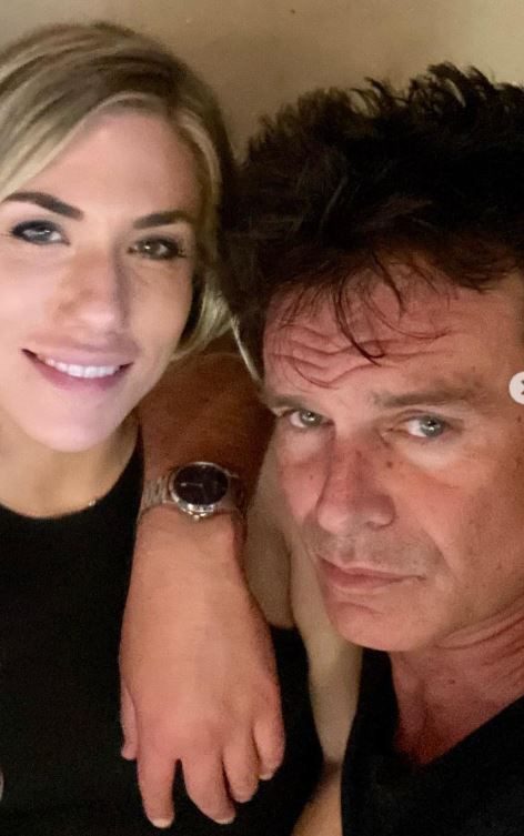 Efsane oyuncudan acı haber! 57 yaşında kalp krizinden öldü - Resim: 10