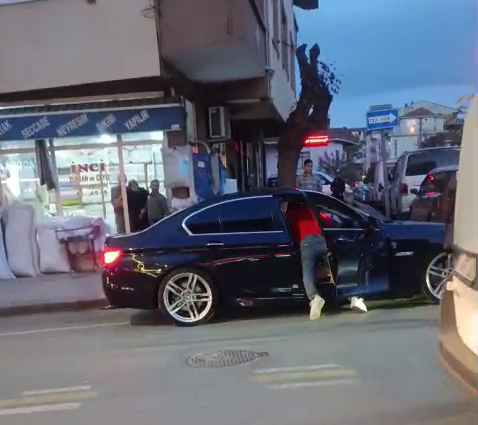 Yasak aşk iddiası ortalığı karıştırdı! Defalarca bıçakladı: O anlar kamerada - Resim: 1