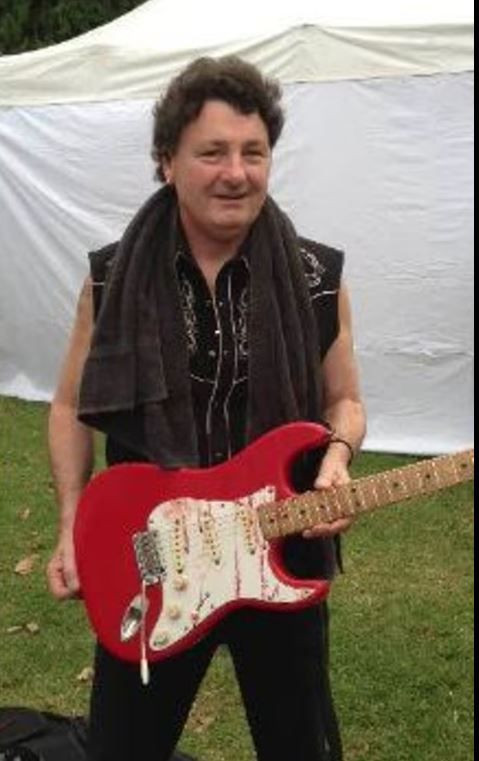 Uzun süredir sağlık sorunlarıyla mücadele ediyordu! Rock müziğin efsanesi hayatını kaybetti - Resim: 2