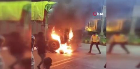 Katliam gibi kaza! Çok sayıda ölü ve yaralı var - Resim : 2