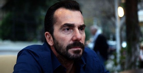 Bir yıl içinde hem annesini hem de babasını kaybetti! Oyuncu İlker İnanoğlu'ndan yürek yakan paylaşım - Resim: 1