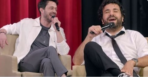 Hasan Can Kaya’nın Konuşanlar programında Murat Boz resmen kıpkırmızı oldu! Murat Boz renkten renge girdi - Resim: 1