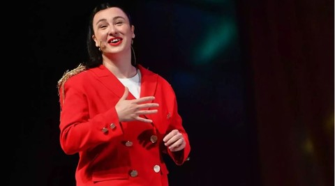 Ünlü komedyen Yasemin Sakallıoğlu kötü haberi duyurdu! "Felç geçirdi" - Resim: 1