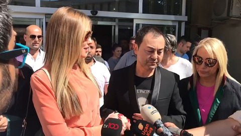 Serdar Ortaç ile Chloe Loughnan boşandı