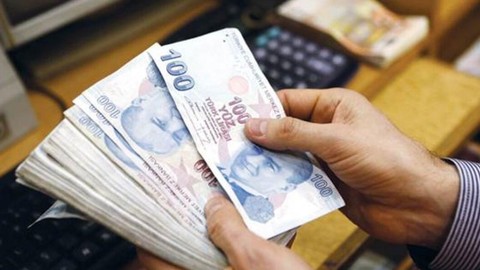 Çalışan anneye 1300 lira destek