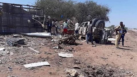 Son dakika... Somali'de intihar saldırısı: Ölü ve yaralılar var