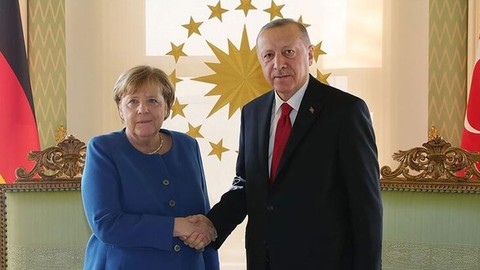 Erdoğan, Merkel ile görüştü