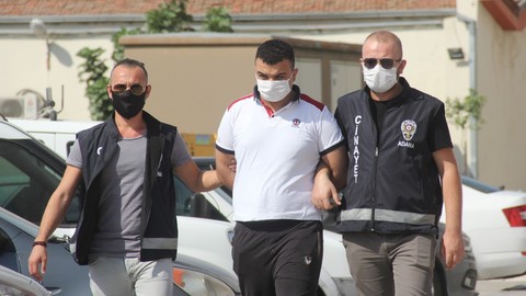 Adana'da dehşet! Uyuyan arkadaşını başından vurdu