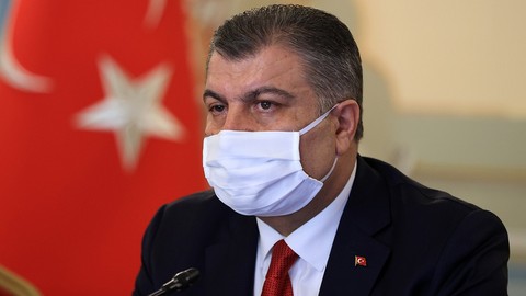 Bakan Koca müjdeyi verdi! Maske yakında hayatımızdan çıkmış olacak