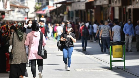 Salgın baharda biter mi? Prof. Dr. Osman Müftüoğlu açıkladı