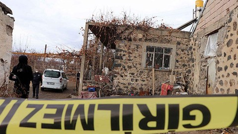 Kayseri'de şüpheli ölüm! 73 ve 65 yaşlarındaki iki kardeş evde ölü bulundu