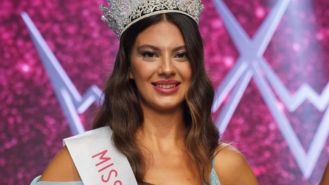 Dilara Korkmaz kimdir? Miss Turkey 2021 birincisi Dilara Korkmaz nereli, kaç yaşında?