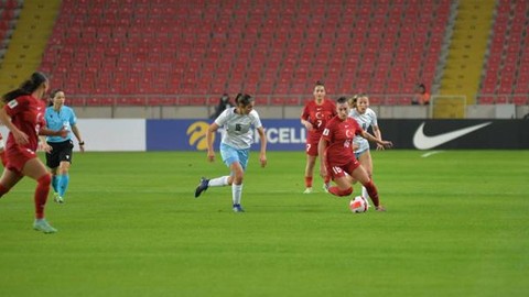 A Milli Kadın Futbol Takımı müthiş geri dönüş