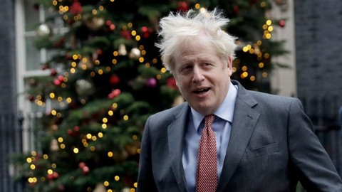 Boris Johnson'ın 'Noel eğlencesi'nin fotoğrafları ortaya çıktı