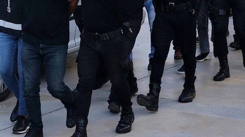 Dublör kullanan dolandırıcı çetesi çökertildi: 3 tutuklu