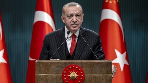 Cumhurbaşkanı Erdoğan, MHP Kurucu Genel Başkanı Alparslan Türkeş'i andı