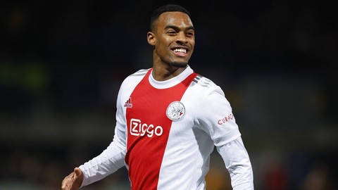 Bayern Münih Ryan Gravenberch'i bitirdi