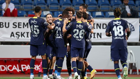 Fenerbahçe, Kasımpaşa'yı gol yağmuruna tuttu