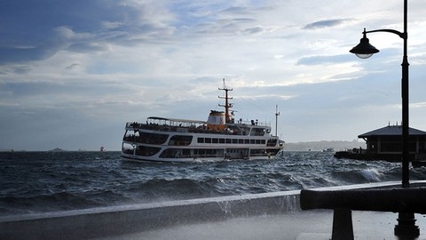 İstanbul'da vapur seferlerine lodos engeli! İşte iptal olan seferler...