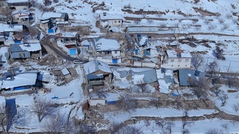 Malatya'nın Kozluca Köyü neredeyse yok oldu: "Bu köy bitti"