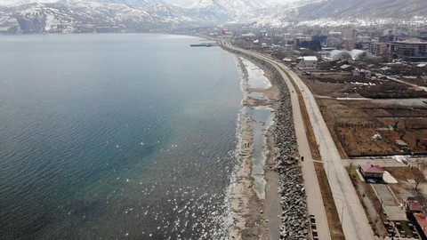 Felaket haberi dünyada bitiyor Türkiye'de başlıyor... Van'daki uzmanlar korkunç bir haberi bizlerle paylaştı